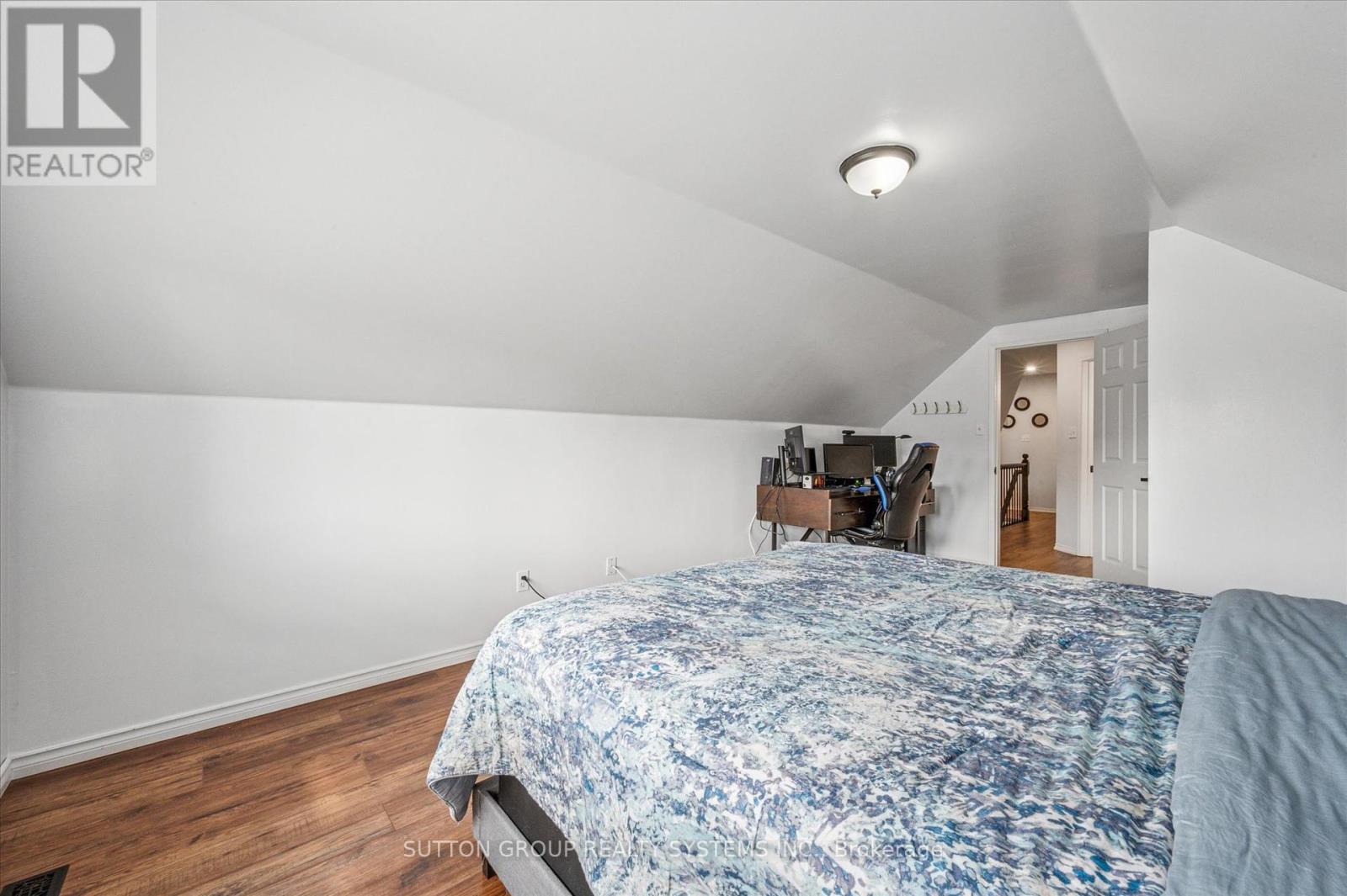 87 Dairy Drive, Halton Hills, Ontario  L7J 2Y1 - Photo 21 - W12436074