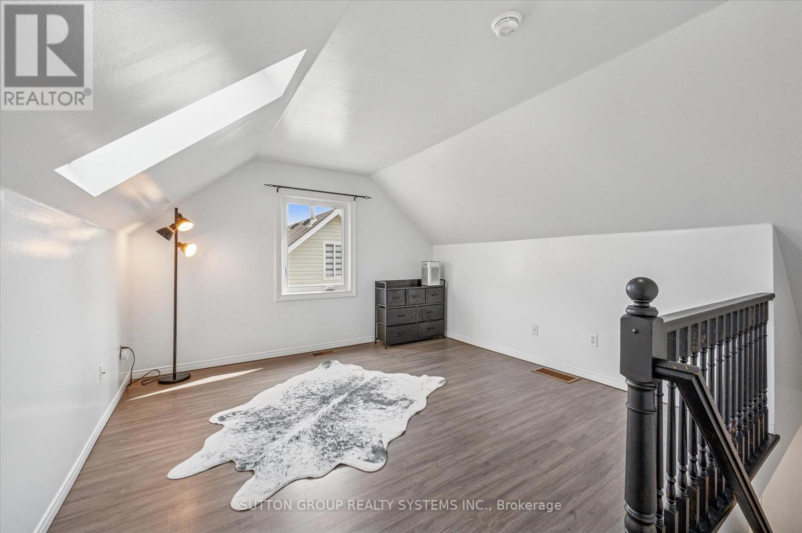 87 Dairy Drive, Halton Hills, Ontario  L7J 2Y1 - Photo 23 - W12436074