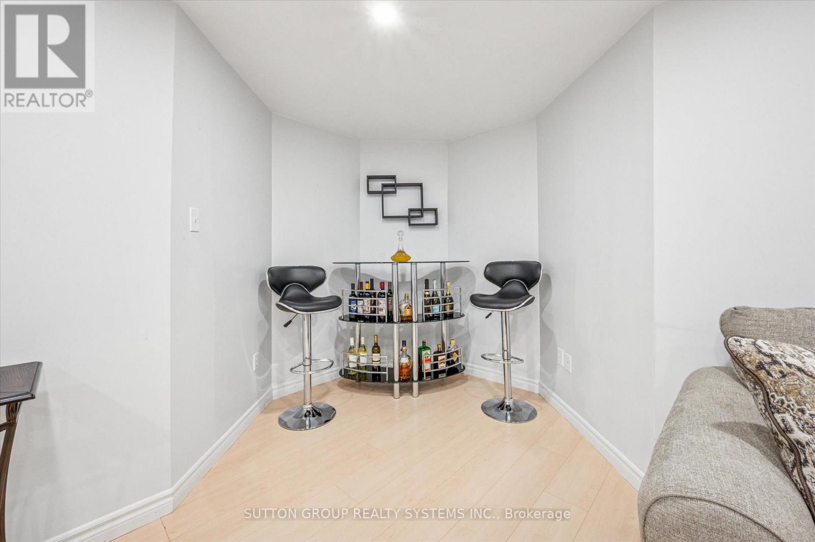 87 Dairy Drive, Halton Hills, Ontario  L7J 2Y1 - Photo 26 - W12436074