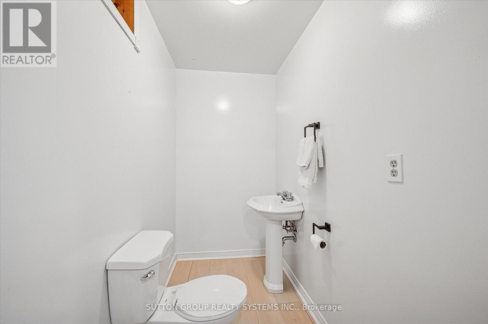 87 Dairy Drive, Halton Hills, Ontario  L7J 2Y1 - Photo 30 - W12436074