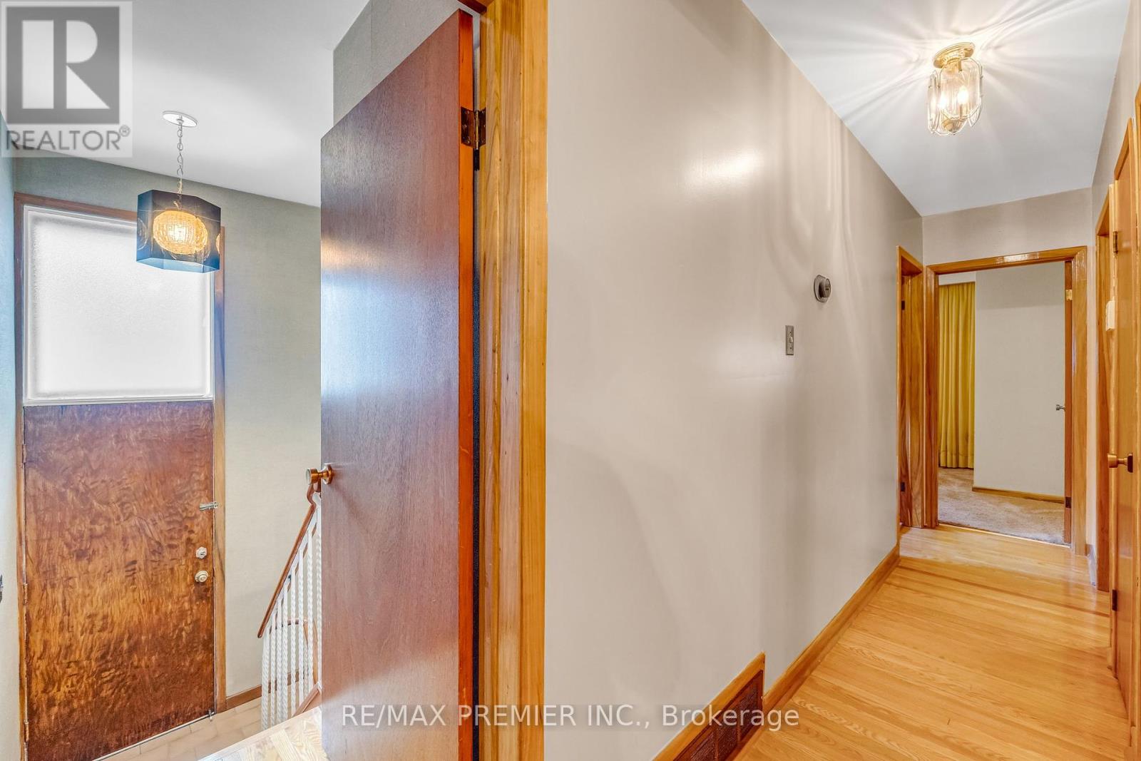 91 Hucknall Road, Toronto, Ontario  M3H 1W1 - Photo 24 - W12436092