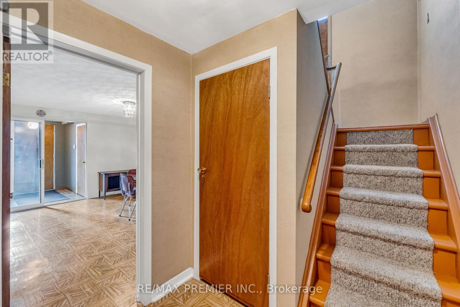 91 Hucknall Road, Toronto, Ontario  M3H 1W1 - Photo 25 - W12436092
