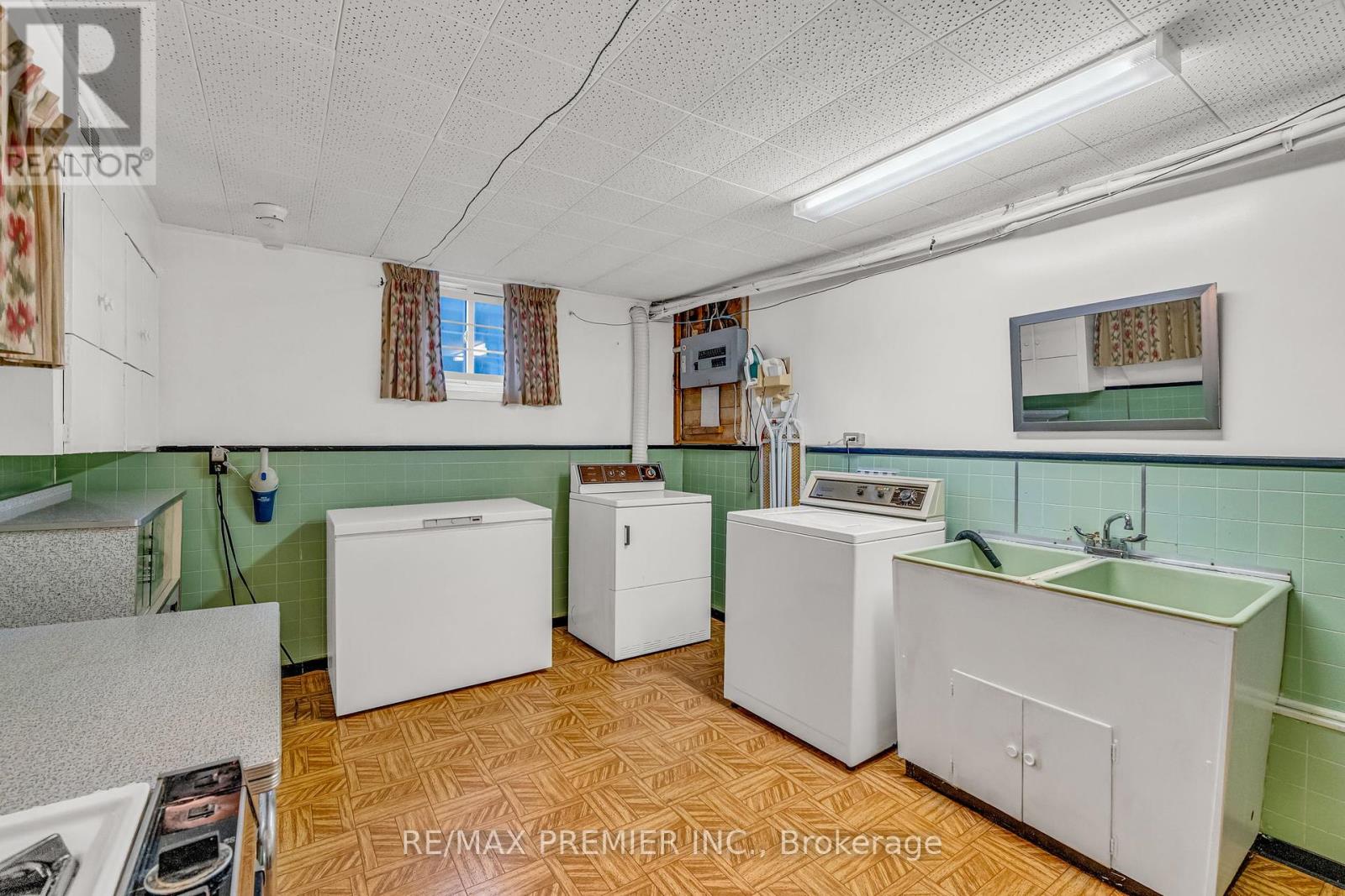 91 Hucknall Road, Toronto, Ontario  M3H 1W1 - Photo 35 - W12436092