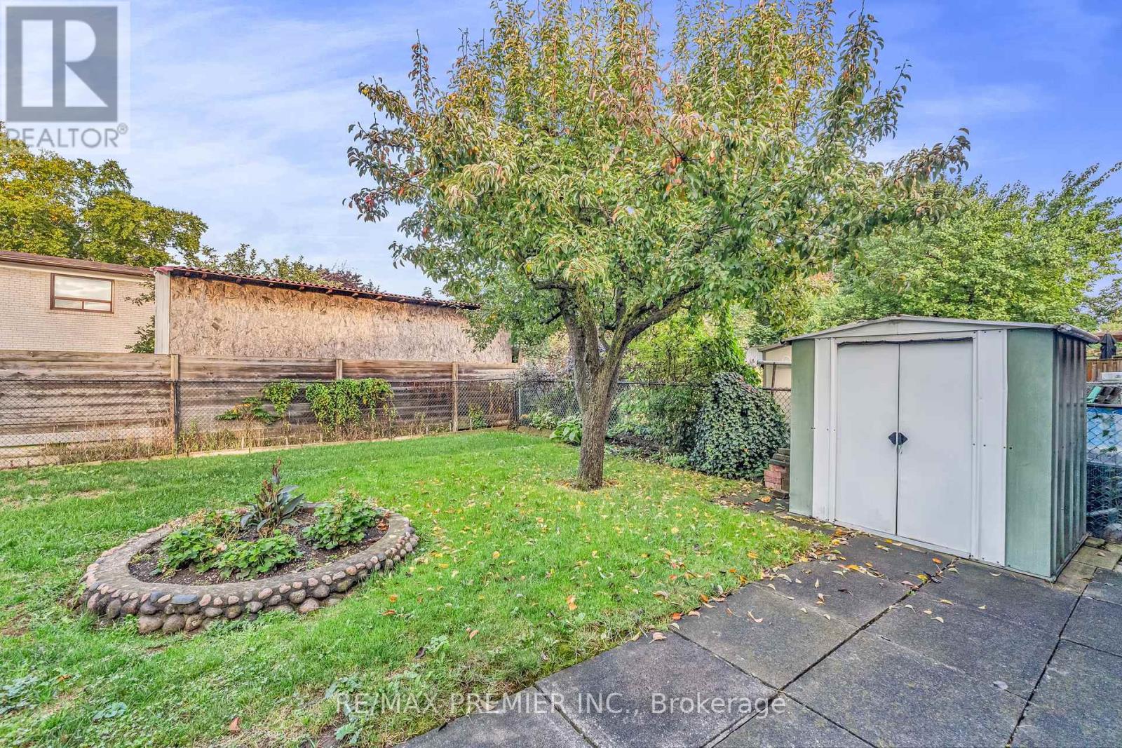 91 Hucknall Road, Toronto, Ontario  M3H 1W1 - Photo 42 - W12436092