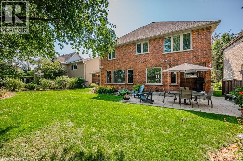 572 Falconridge Crescent, Kitchener, Ontario  N2K 4J2 - Photo 39 - 40775150