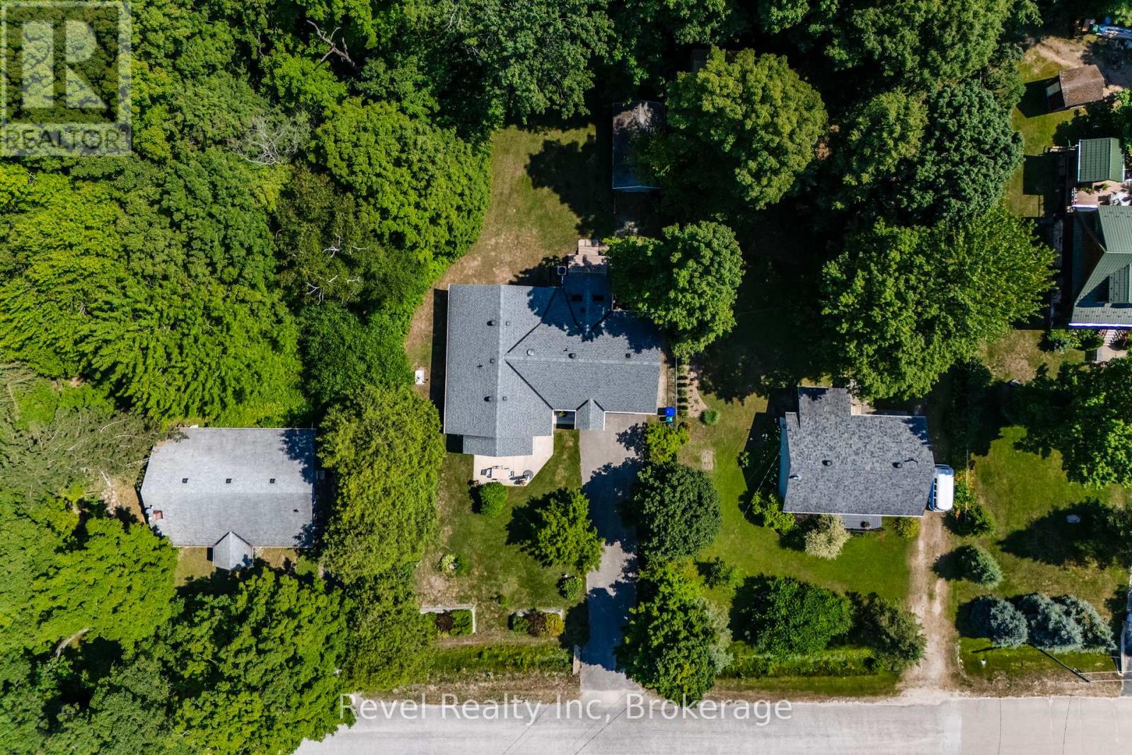 33 Belcourt Crescent, Tiny, Ontario  L9M 0M7 - Photo 27 - S12436177