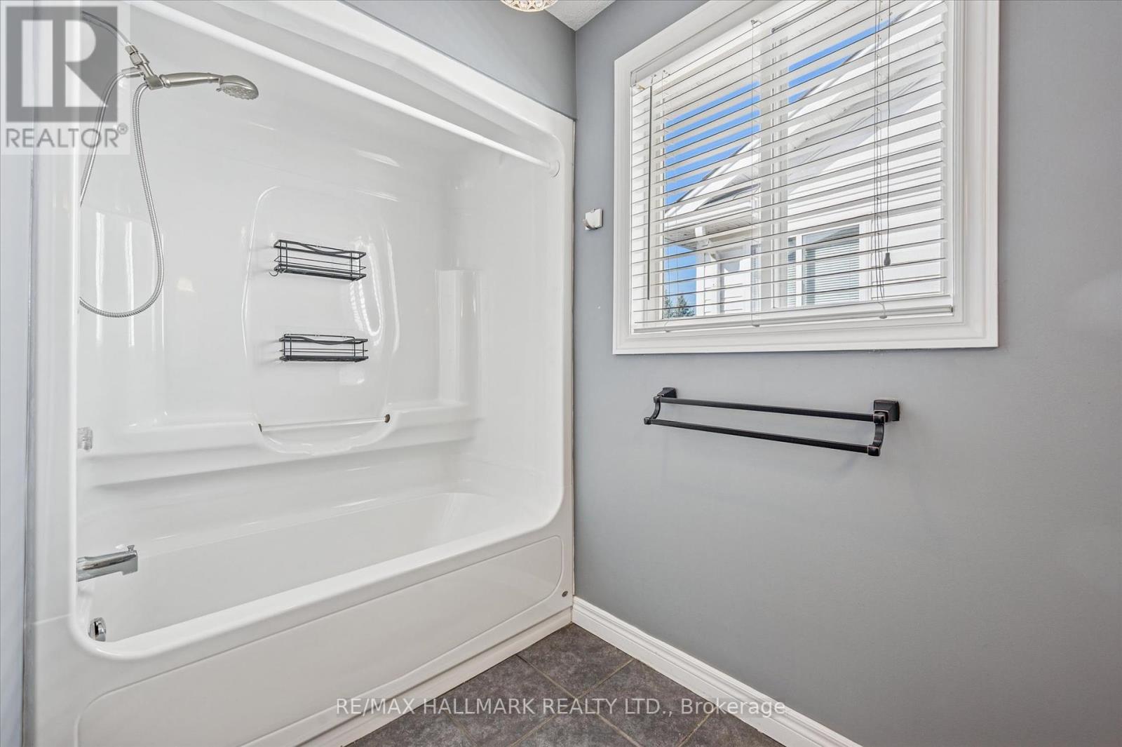 503 Brigantine Drive, Waterloo, Ontario  N2K 4B7 - Photo 26 - X12436071