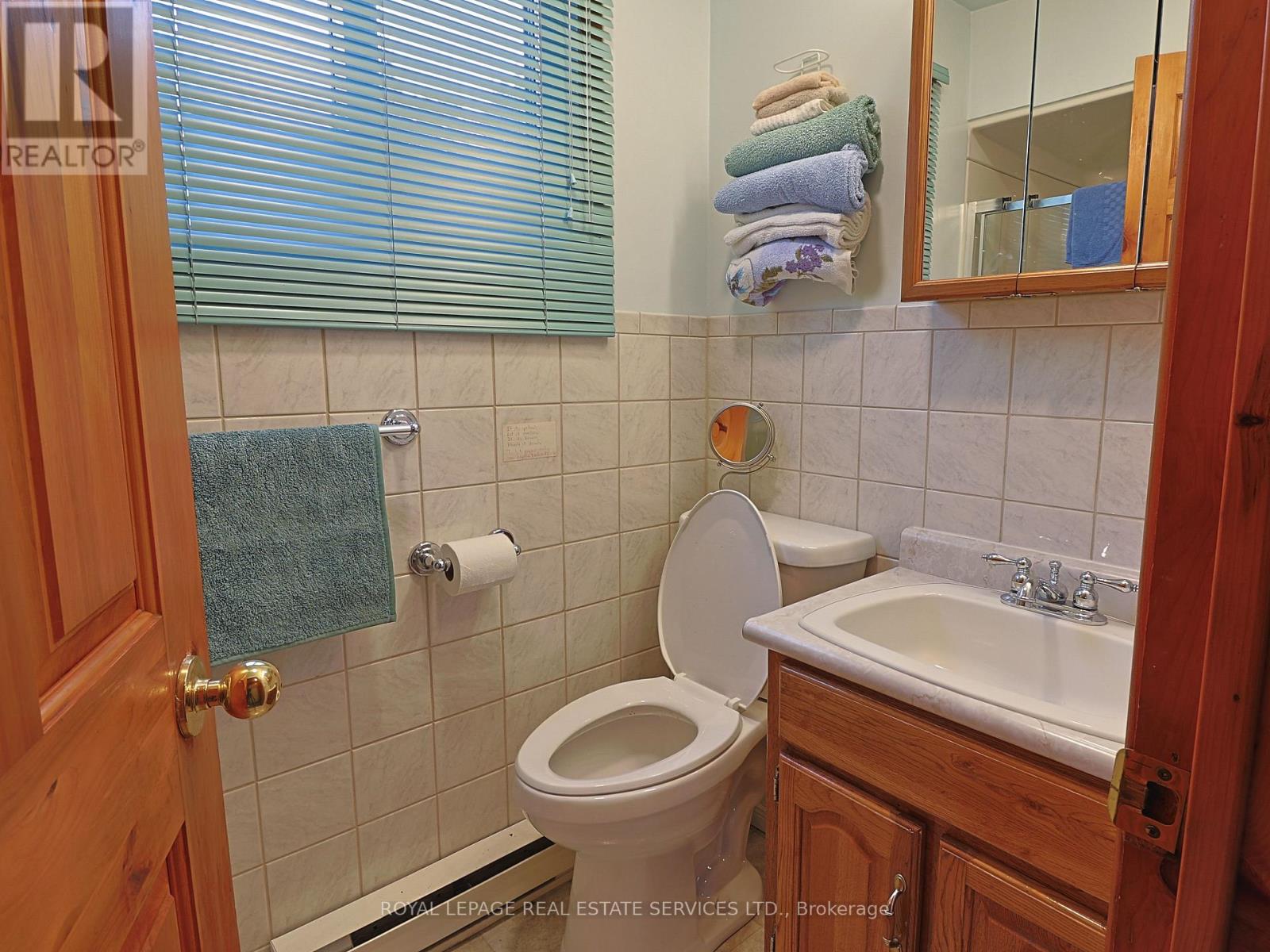 525 Riverside Drive, St. Joseph, Ontario  P0R 1J0 - Photo 23 - X12436076