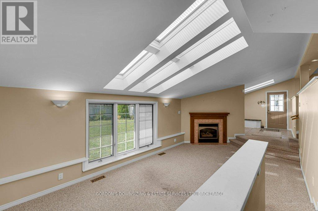 170 Elmwood Drive, Gananoque, Ontario  K7G 1N9 - Photo 20 - X12436155