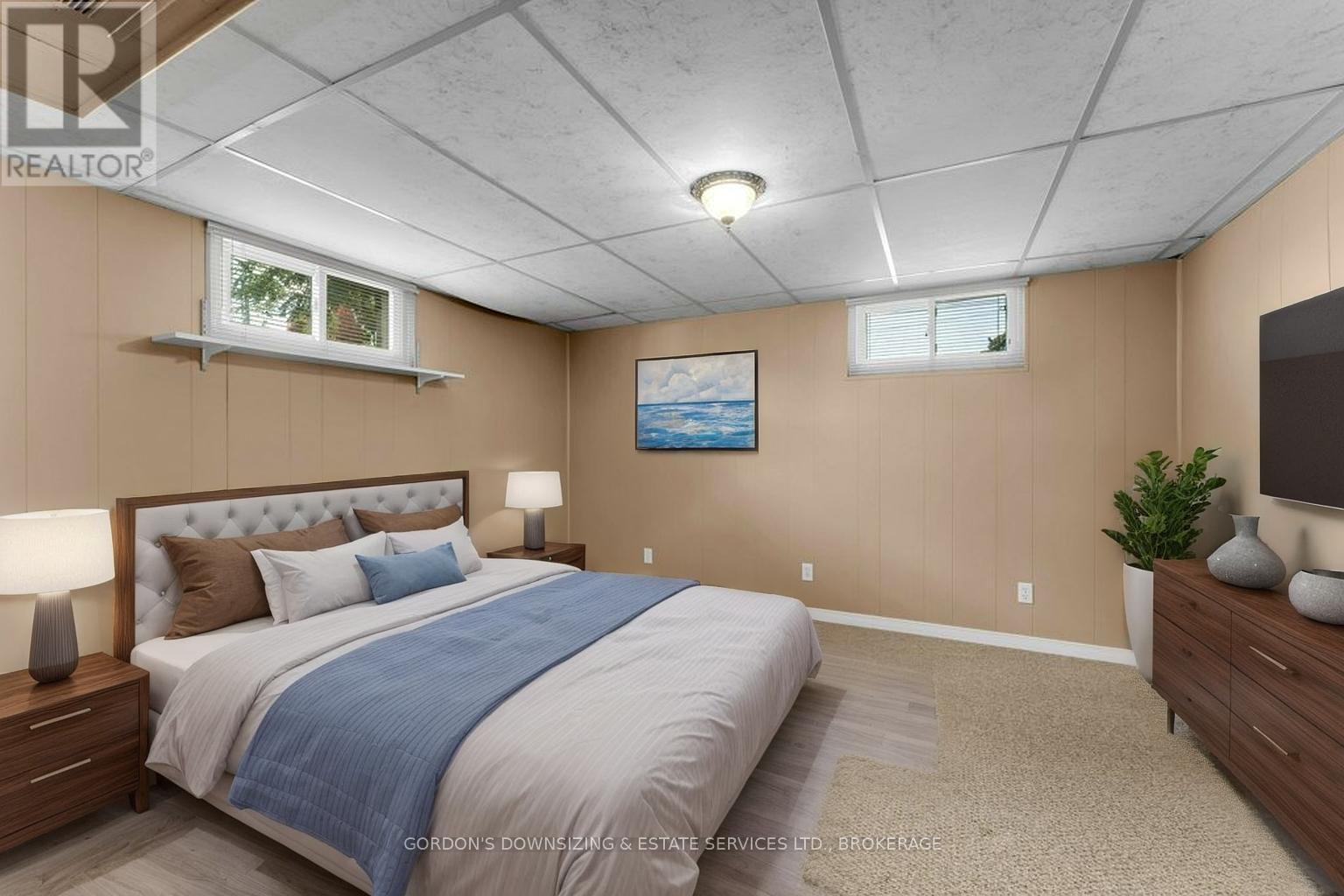 170 Elmwood Drive, Gananoque, Ontario  K7G 1N9 - Photo 36 - X12436155