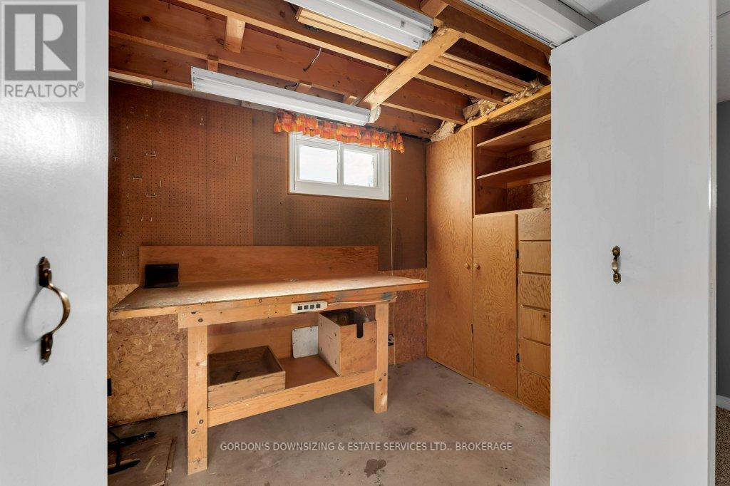 170 Elmwood Drive, Gananoque, Ontario  K7G 1N9 - Photo 43 - X12436155