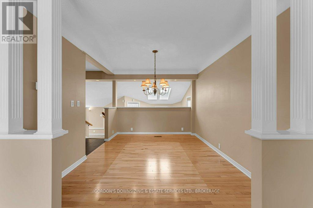 170 Elmwood Drive, Gananoque, Ontario  K7G 1N9 - Photo 8 - X12436155