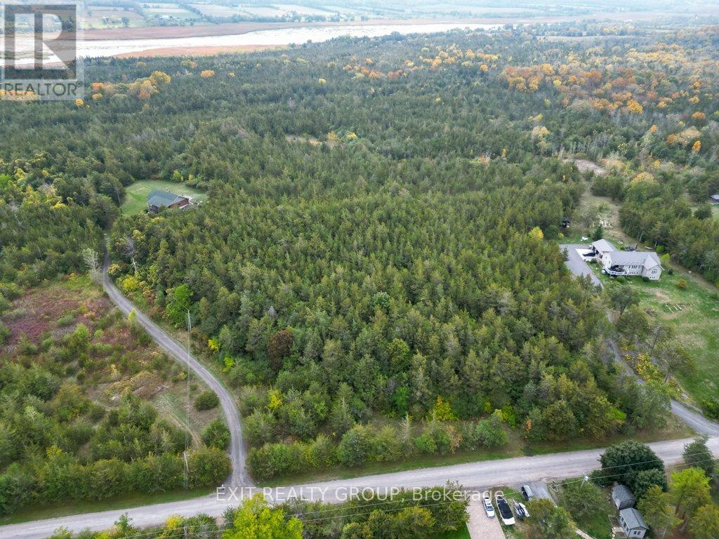 1774 North Big Island Road, Prince Edward County (Sophiasburg Ward), Ontario  K0K 1W0 - Photo 2 - X12436196