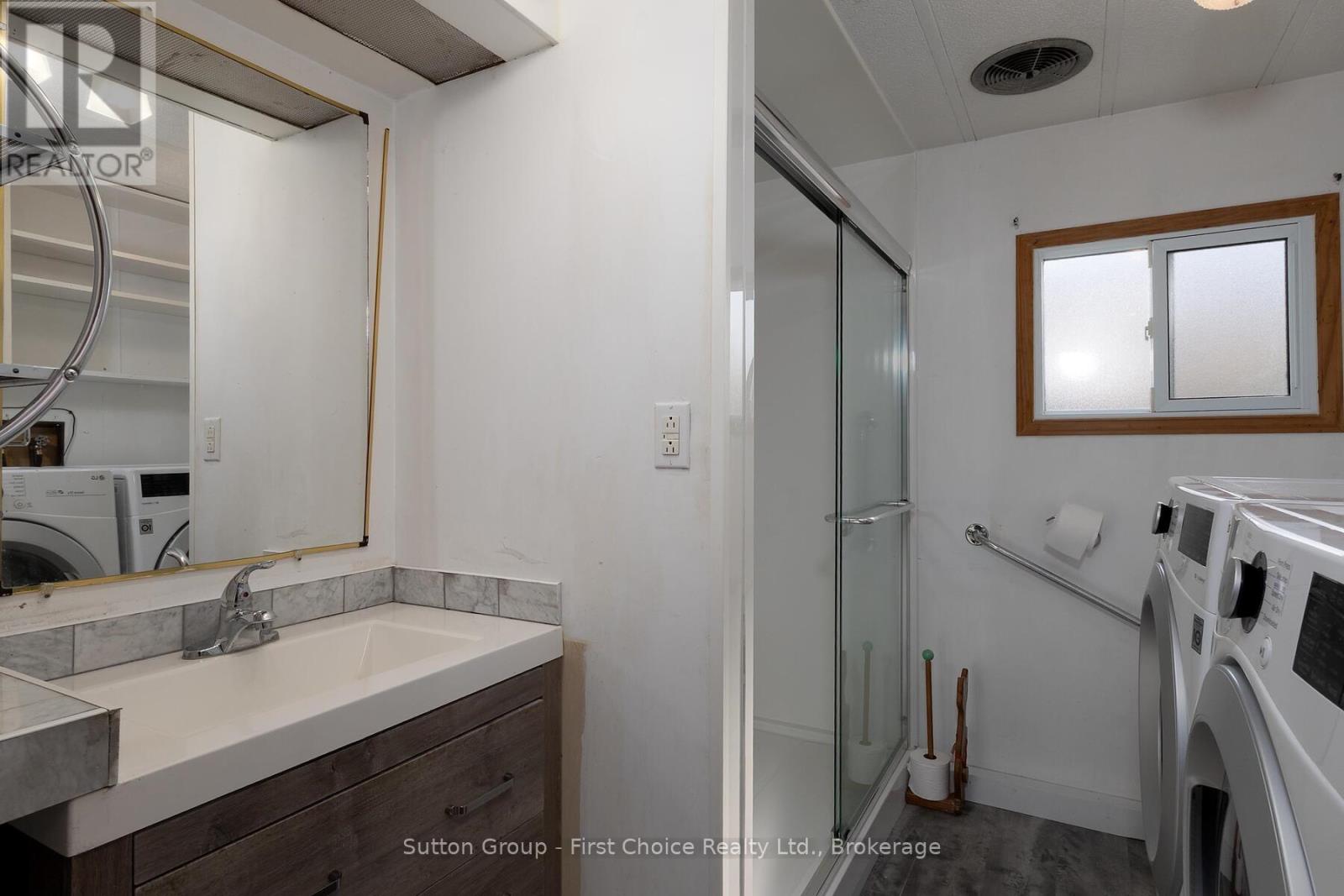 129 Ash Street, Perth East, Ontario  N5A 6S6 - Photo 16 - X12436112