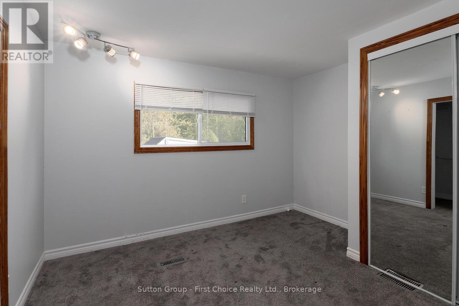 129 Ash Street, Perth East, Ontario  N5A 6S6 - Photo 18 - X12436112