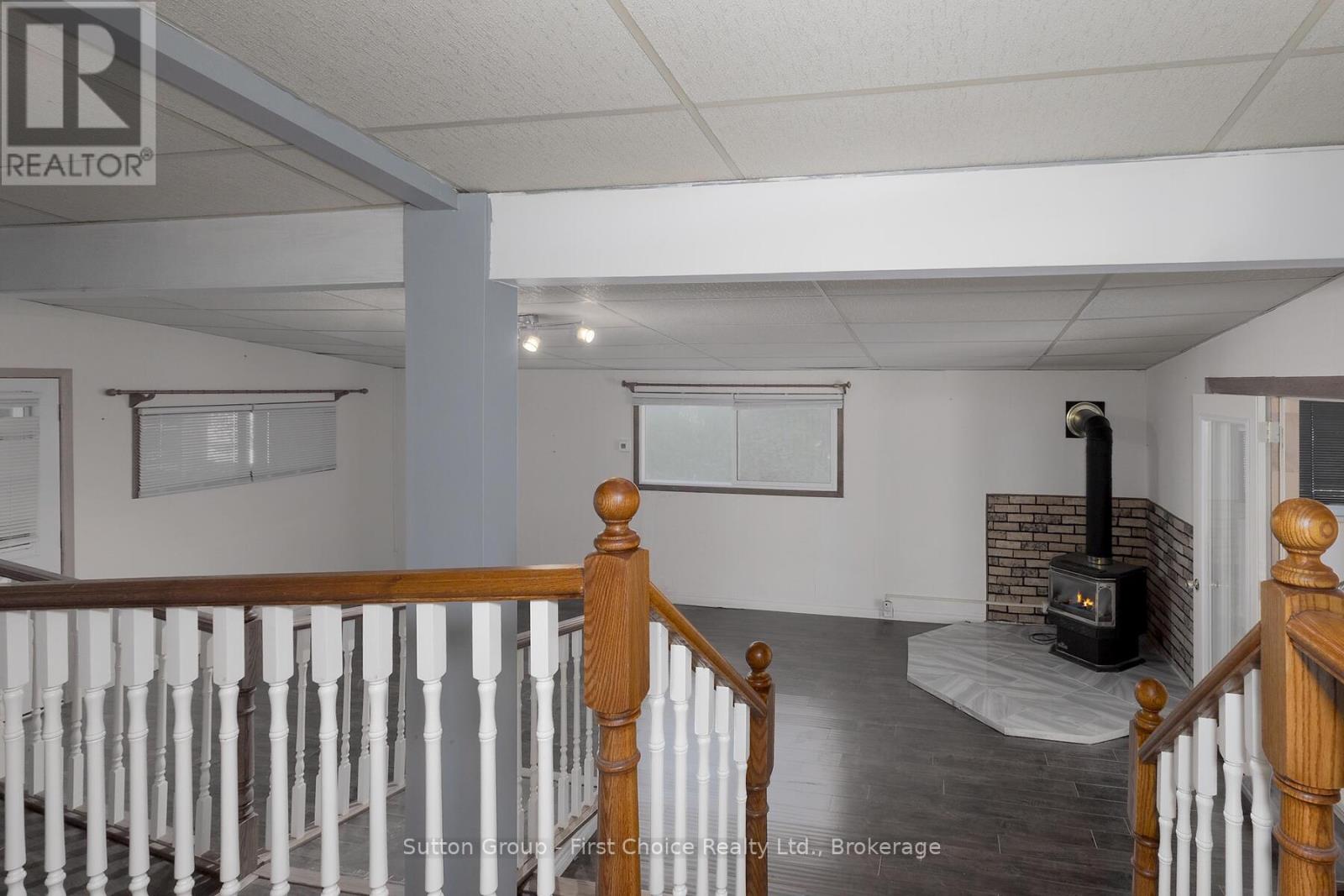 129 Ash Street, Perth East, Ontario  N5A 6S6 - Photo 21 - X12436112