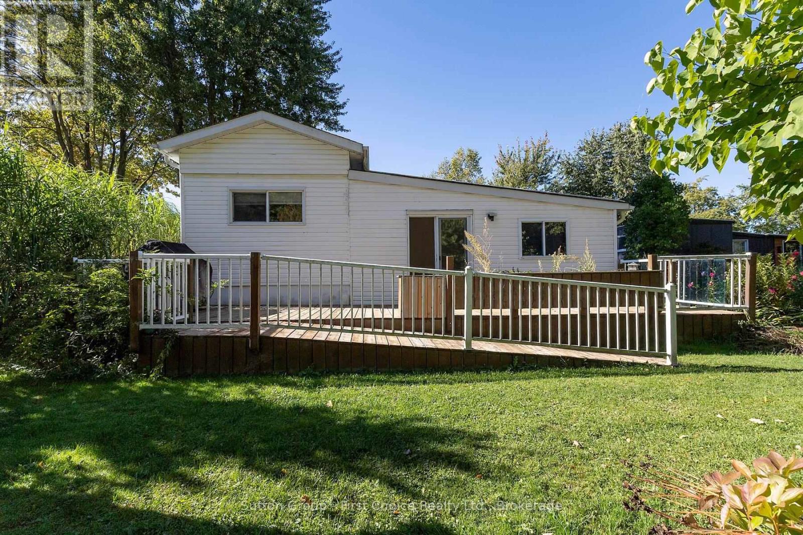 129 Ash Street, Perth East, Ontario  N5A 6S6 - Photo 29 - X12436112