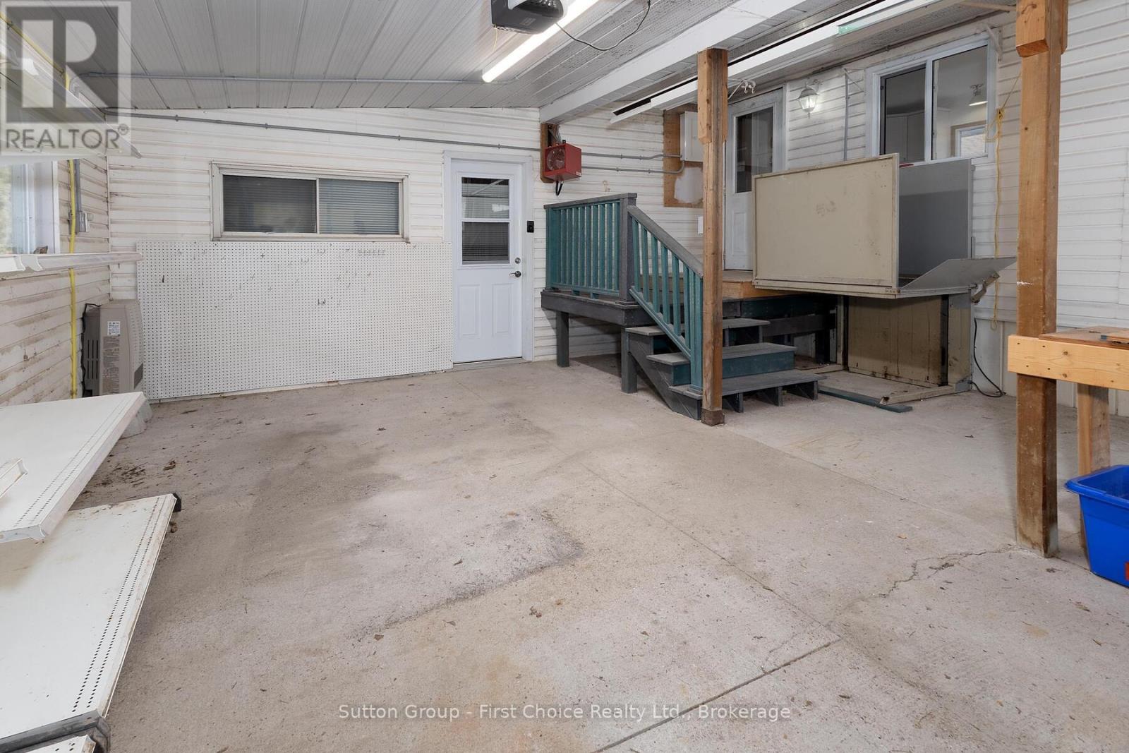 129 Ash Street, Perth East, Ontario  N5A 6S6 - Photo 6 - X12436112