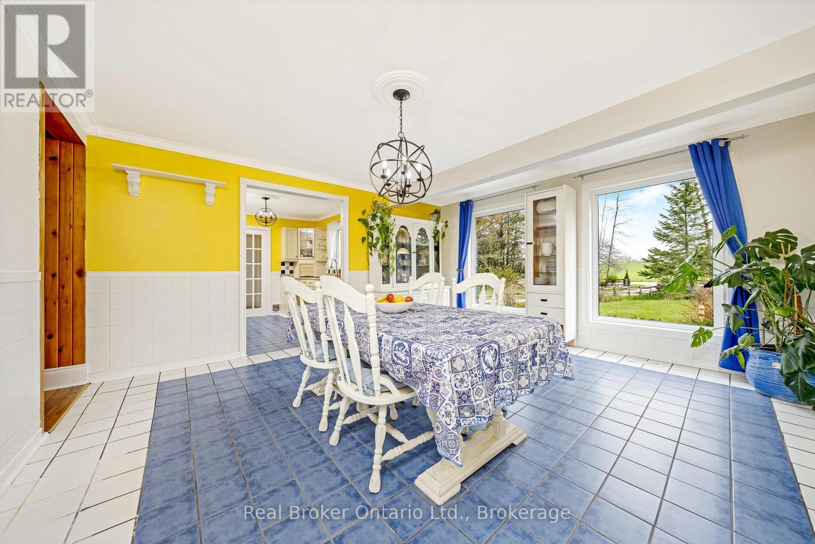6024 Fourth Line, Erin, Ontario  L0N 1N0 - Photo 20 - X12436134