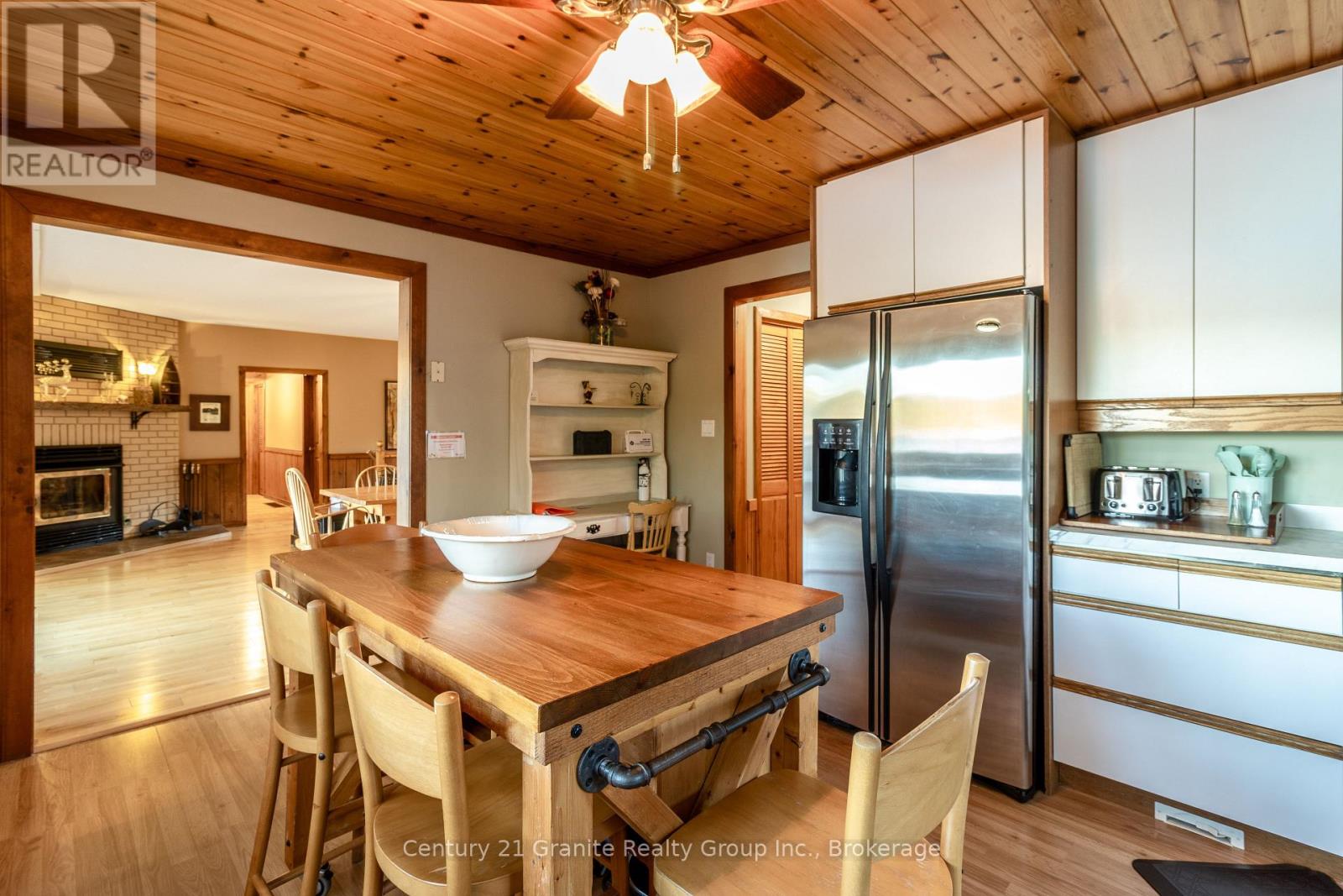 1317 Sullivan Drive, Dysart Et Al, Ontario  K0M 1S0 - Photo 15 - X12436151
