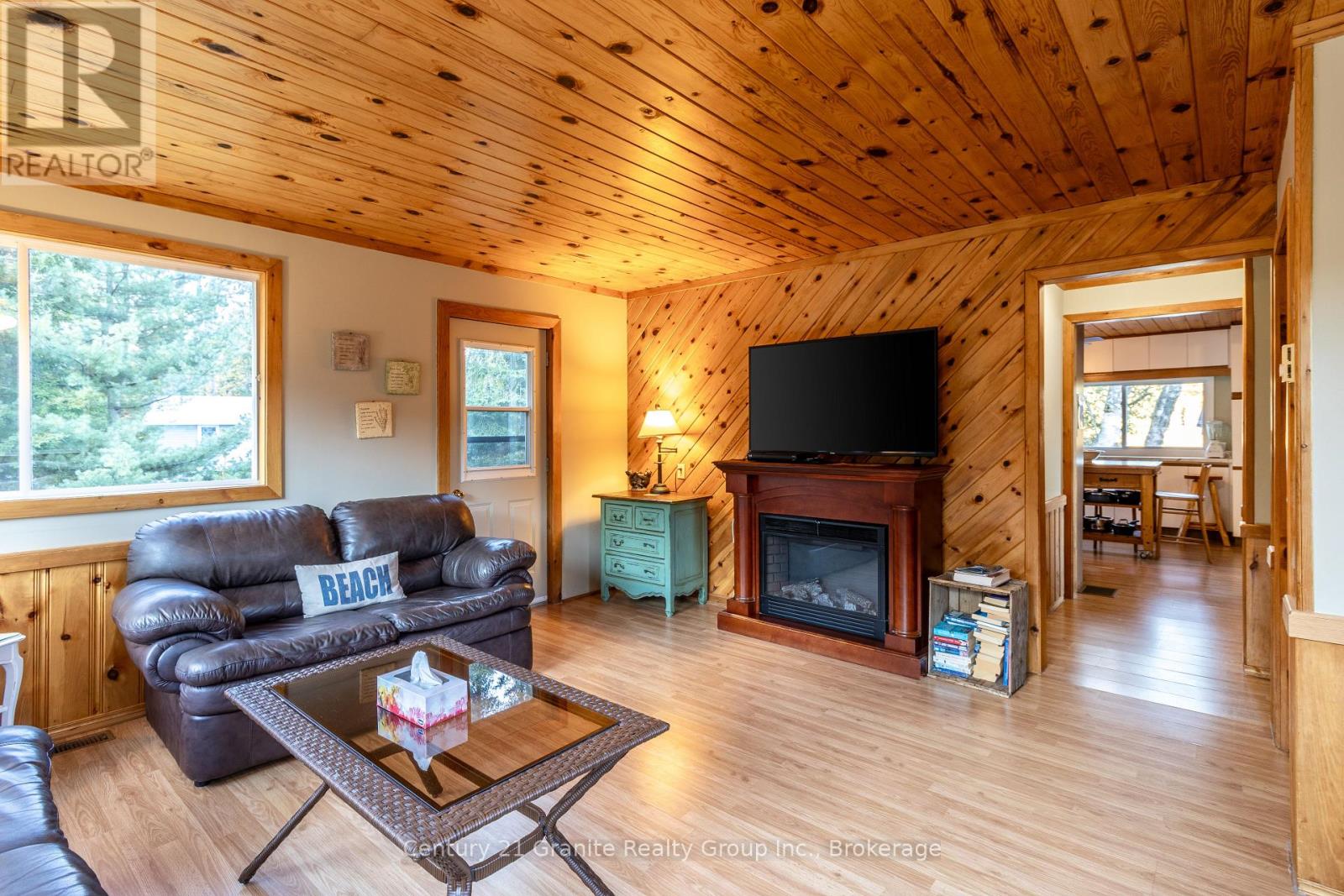 1317 Sullivan Drive, Dysart Et Al, Ontario  K0M 1S0 - Photo 18 - X12436151