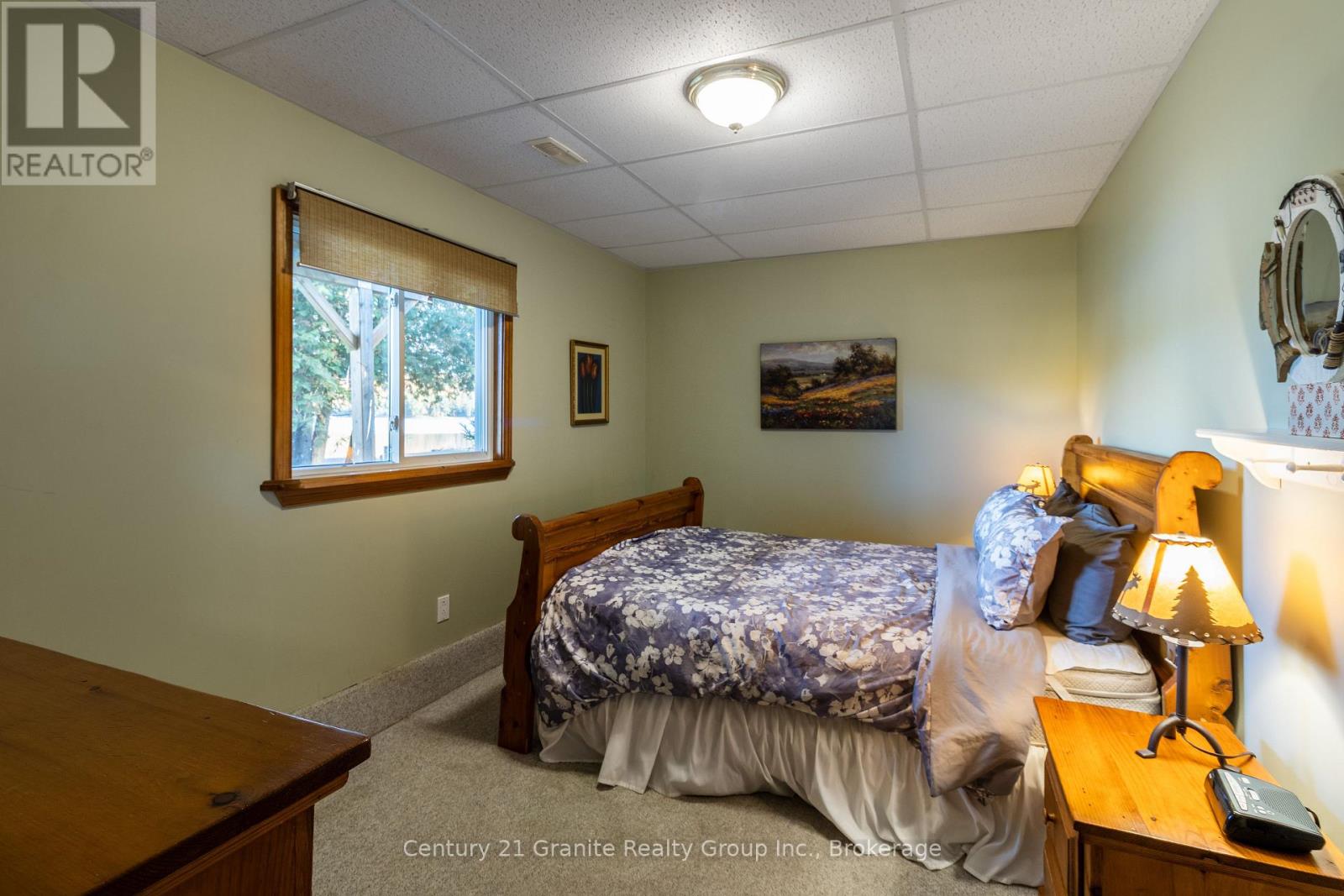 1317 Sullivan Drive, Dysart Et Al, Ontario  K0M 1S0 - Photo 34 - X12436151