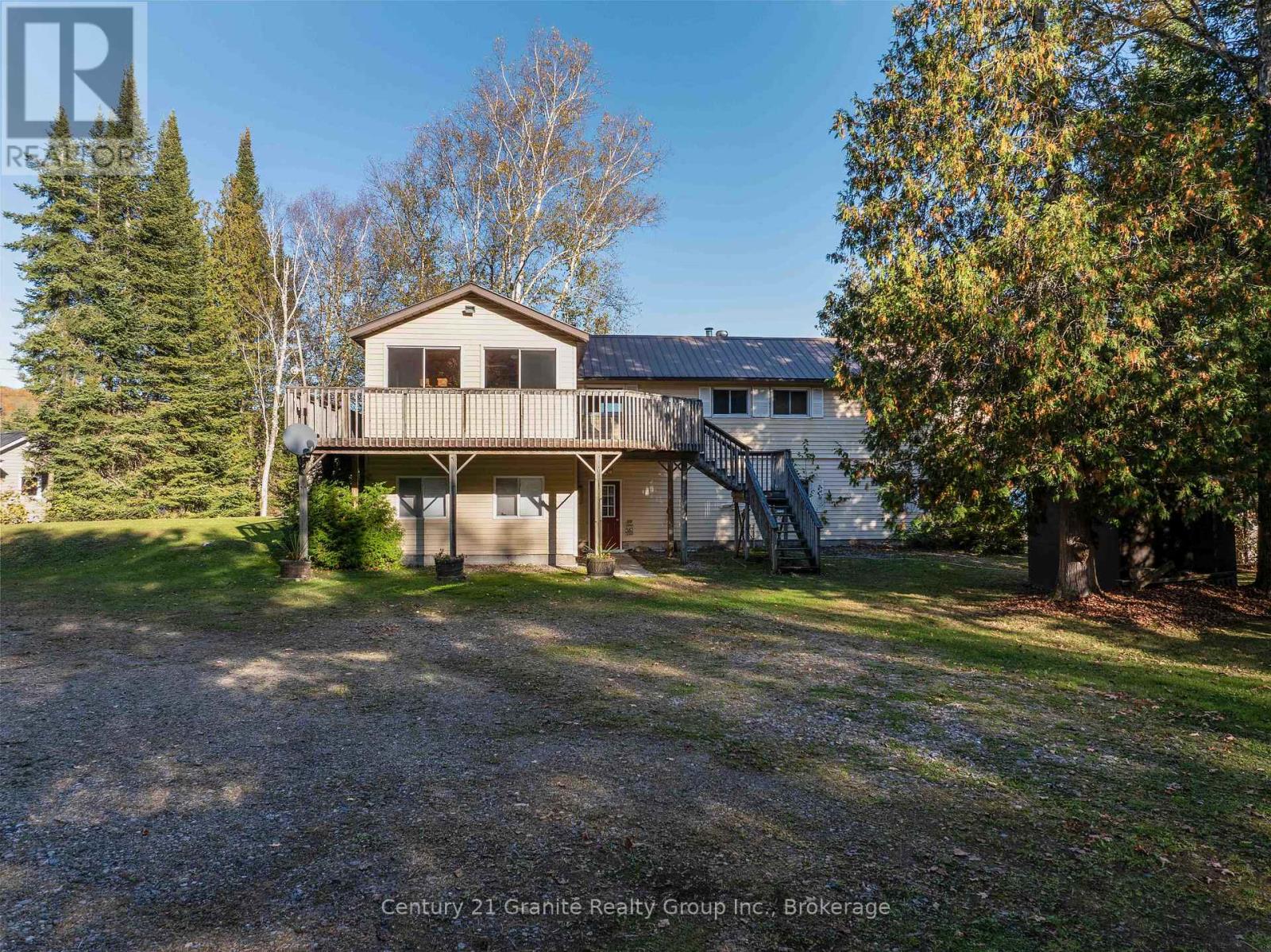1317 Sullivan Drive, Dysart Et Al, Ontario  K0M 1S0 - Photo 47 - X12436151