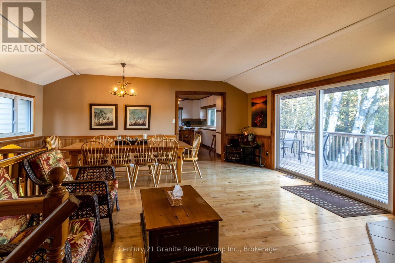 1317 Sullivan Drive, Dysart Et Al, Ontario  K0M 1S0 - Photo 7 - X12436151