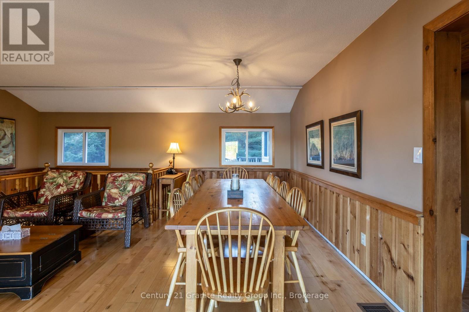 1317 Sullivan Drive, Dysart Et Al, Ontario  K0M 1S0 - Photo 9 - X12436151