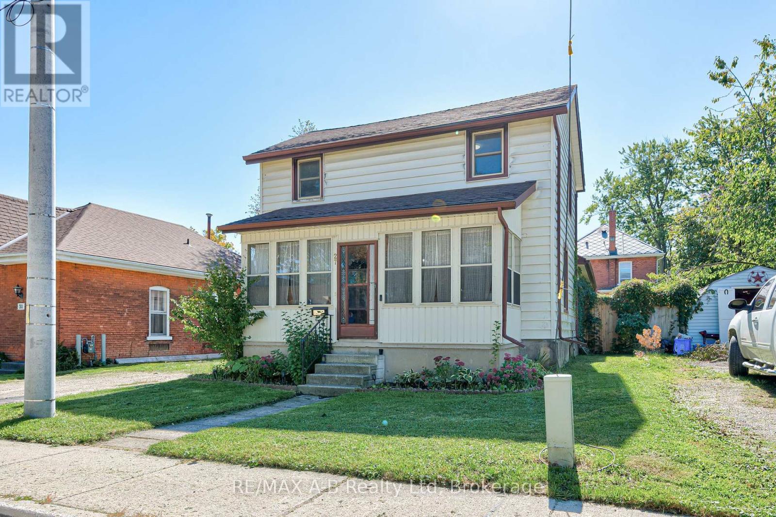 27 Brant Street, Stratford, Ontario  N5A 3X1 - Photo 1 - X12436157