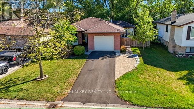 23 Lynngate Grove, London South, Ontario  N6K 3S7 - Photo 1 - X12436142