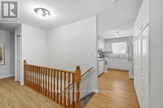 23 Lynngate Grove, London South, Ontario  N6K 3S7 - Photo 10 - X12436142
