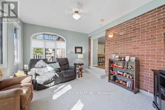23 Lynngate Grove, London South, Ontario  N6K 3S7 - Photo 19 - X12436142