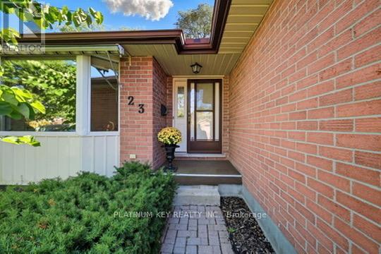 23 Lynngate Grove, London South, Ontario  N6K 3S7 - Photo 2 - X12436142