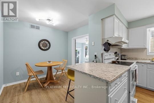 23 Lynngate Grove, London South, Ontario  N6K 3S7 - Photo 21 - X12436142