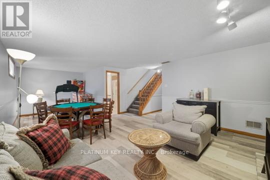23 Lynngate Grove, London South, Ontario  N6K 3S7 - Photo 29 - X12436142