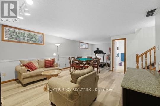 23 Lynngate Grove, London South, Ontario  N6K 3S7 - Photo 31 - X12436142