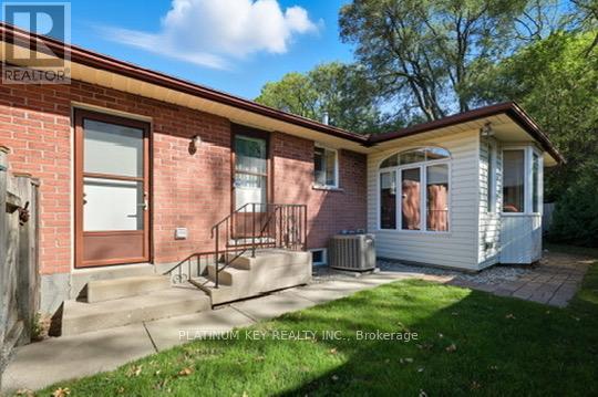 23 Lynngate Grove, London South, Ontario  N6K 3S7 - Photo 41 - X12436142