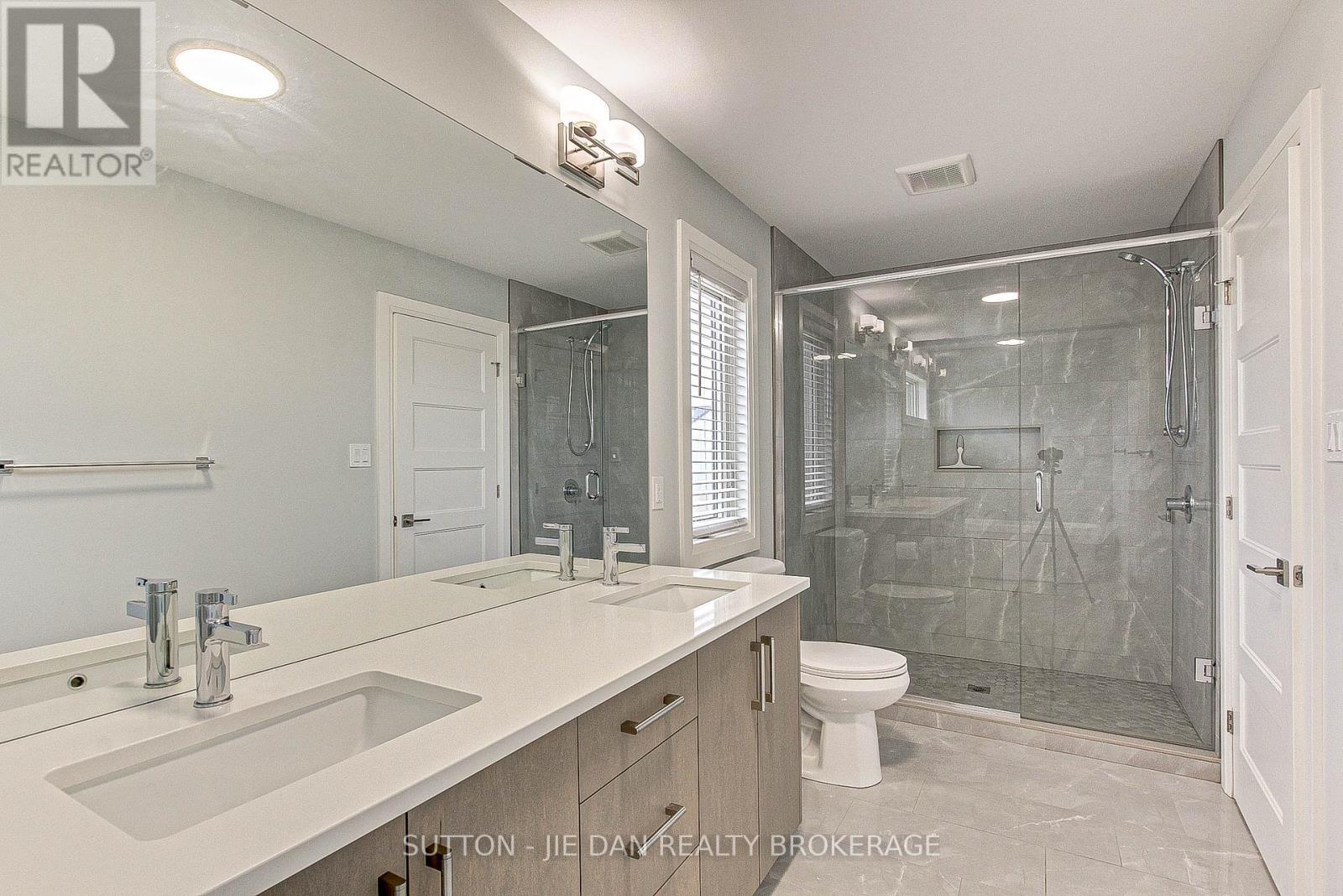 98 Locky Lane, Middlesex Centre, Ontario  N0L 1R0 - Photo 23 - X12436197