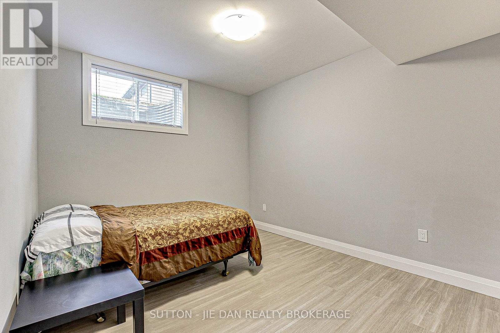 98 Locky Lane, Middlesex Centre, Ontario  N0L 1R0 - Photo 29 - X12436197