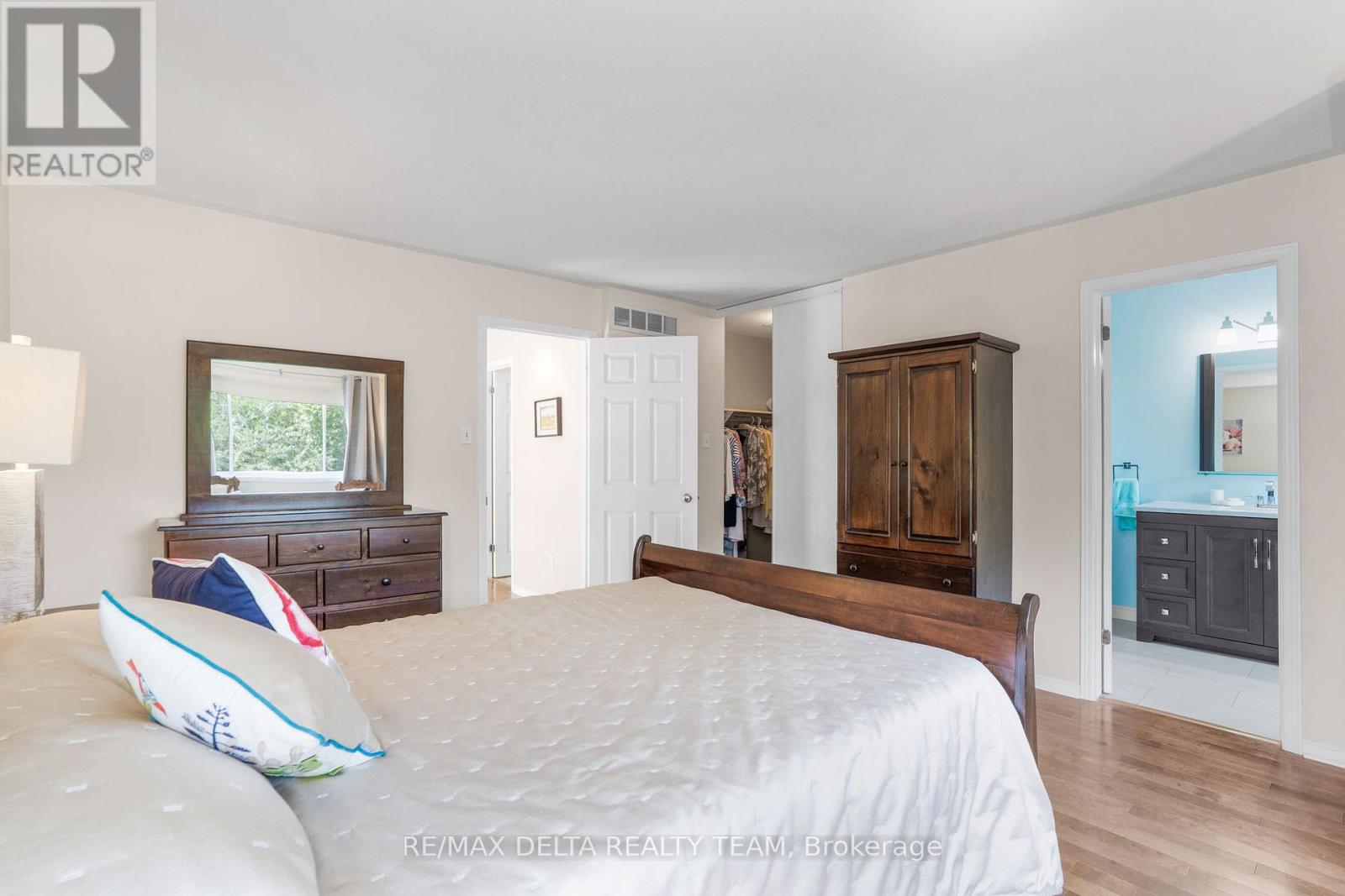 6320 Sablewood Place, Ottawa, Ontario  K1C 7M6 - Photo 21 - X12436106