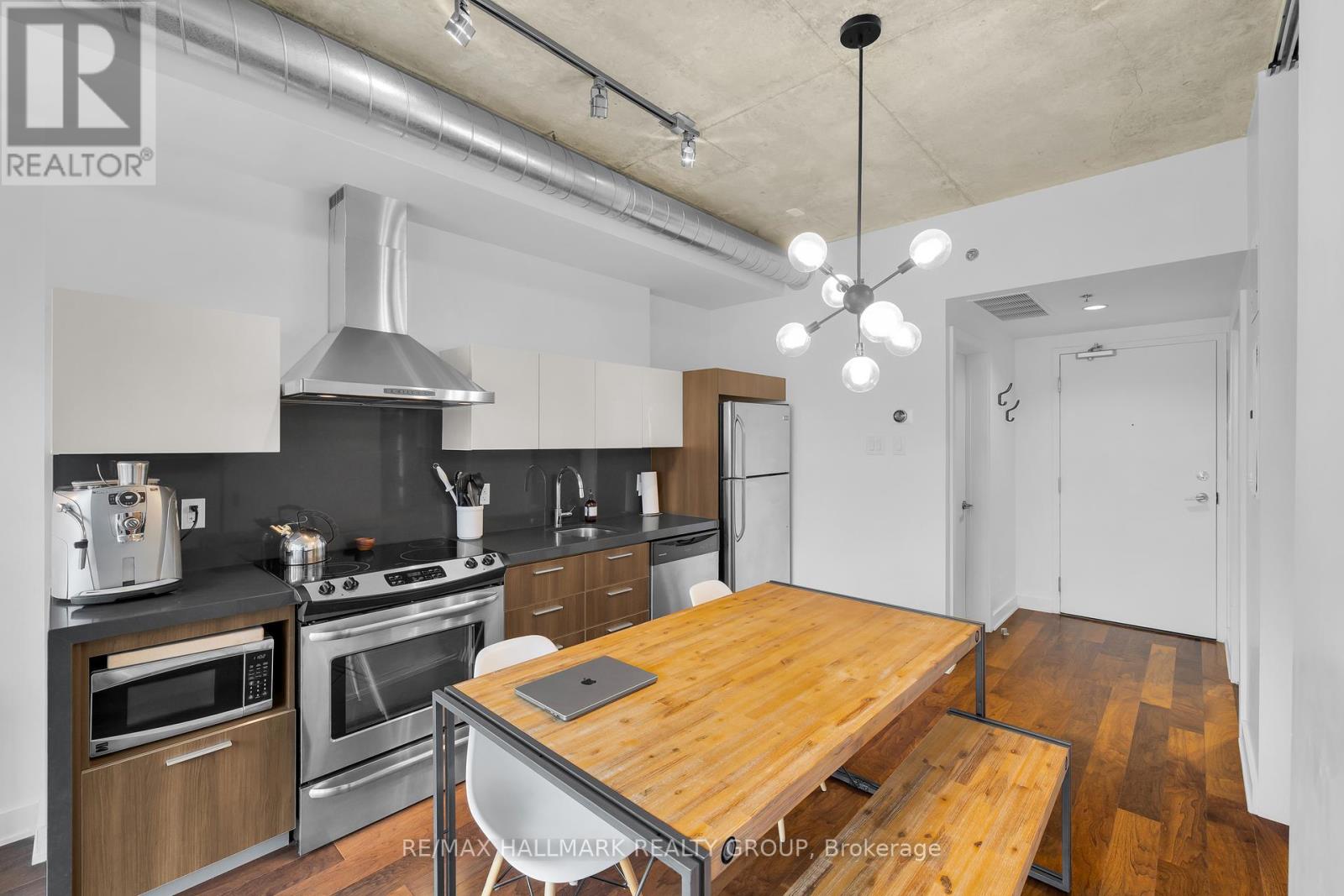 638 - 340 Mcleod Street, Ottawa, Ontario  K2P 1A4 - Photo 10 - X12436163