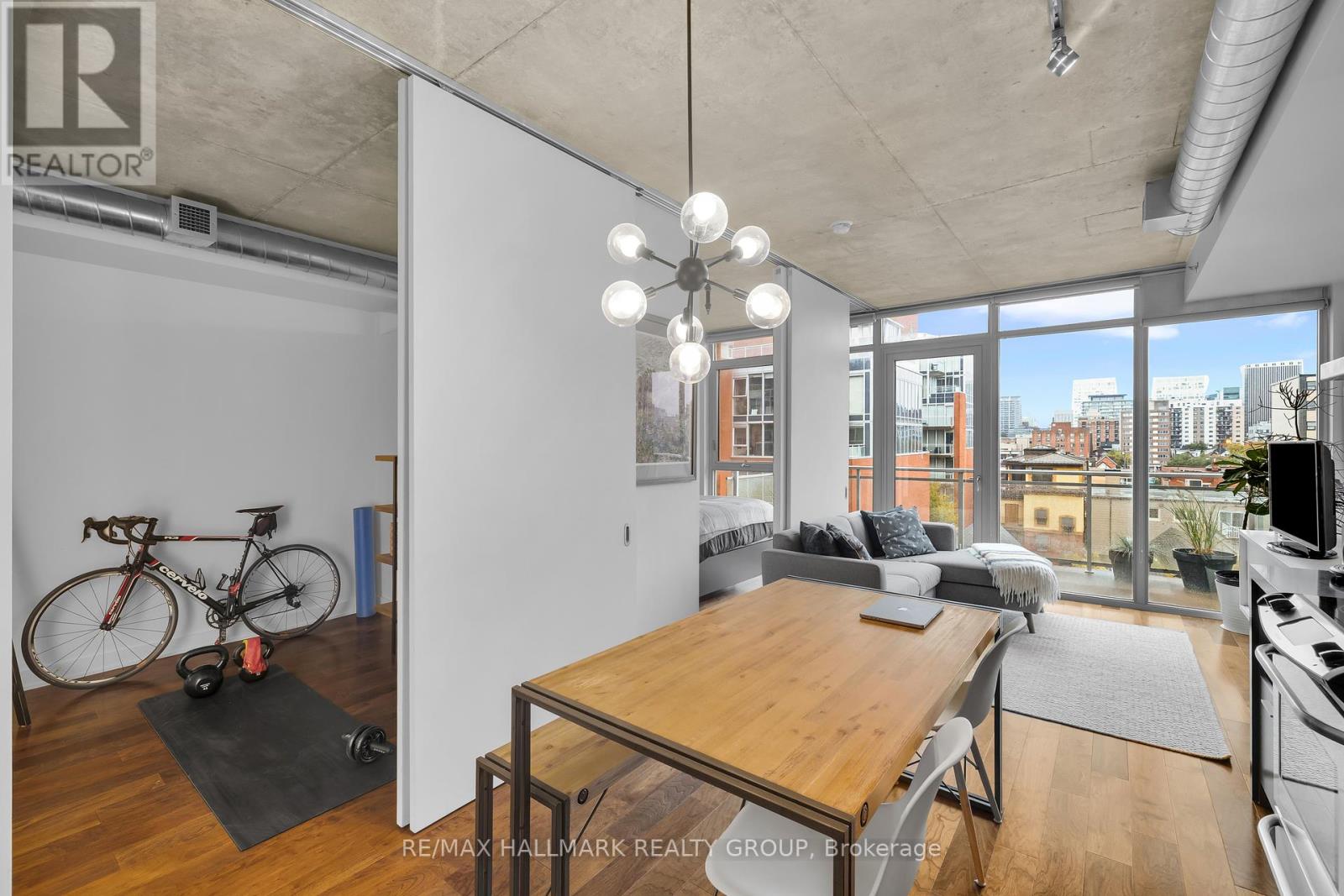 638 - 340 Mcleod Street, Ottawa, Ontario  K2P 1A4 - Photo 8 - X12436163