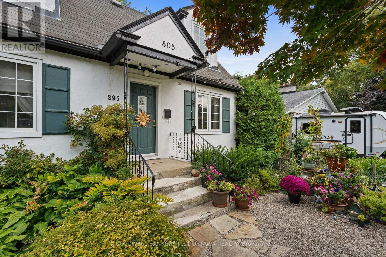 895 Dundee Avenue, Ottawa, Ontario  K2B 5T2 - Photo 6 - X12436178