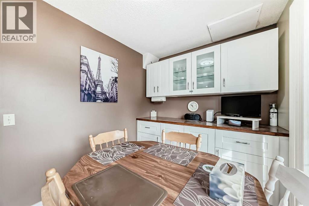 15 Whitewood Bay Ne, Calgary, Alberta  T1Y 3N3 - Photo 16 - A2259751