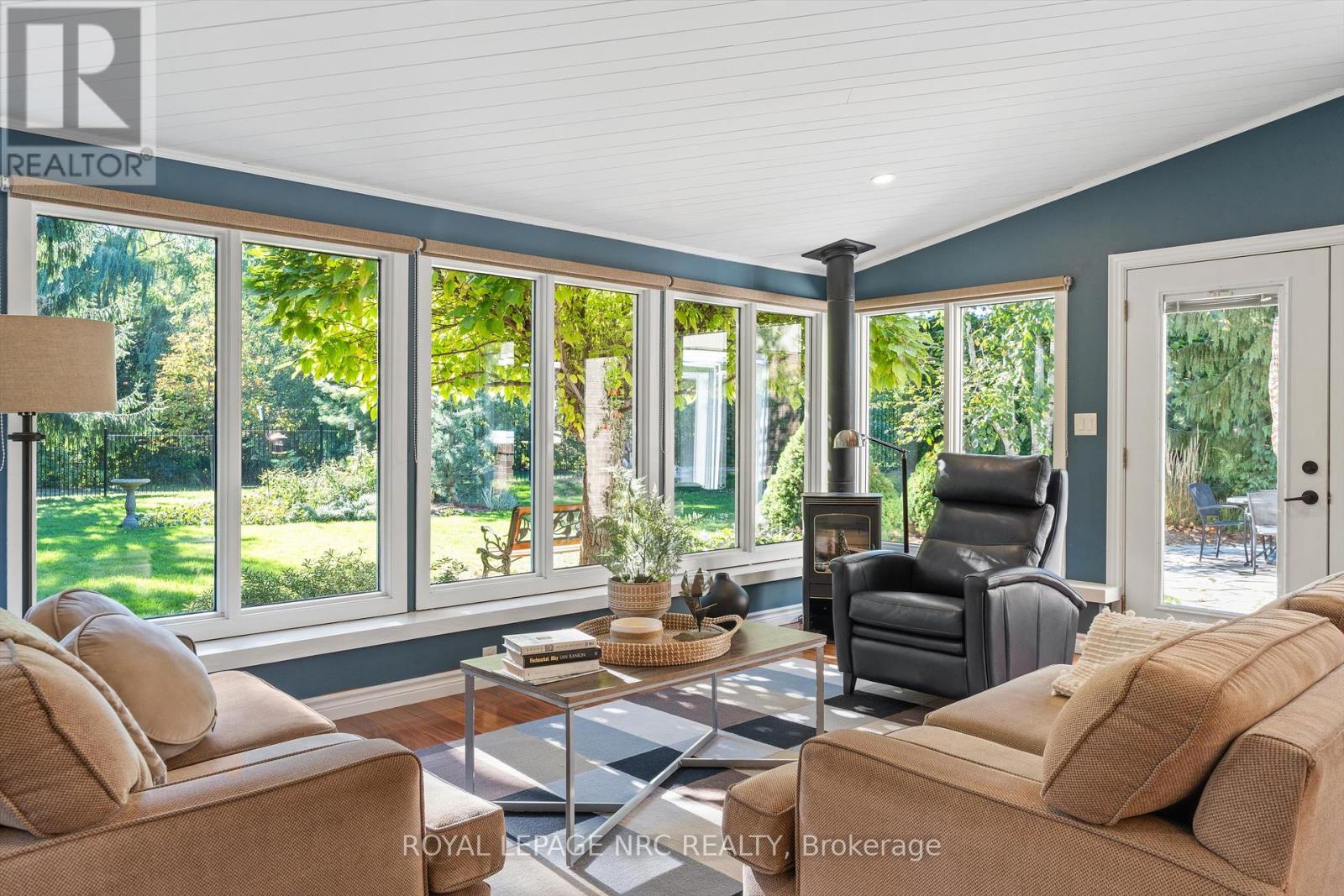 42 The Cedars, St. Catharines (Vine/linwell), Ontario  L2M 6M8 - Photo 19 - X12436109