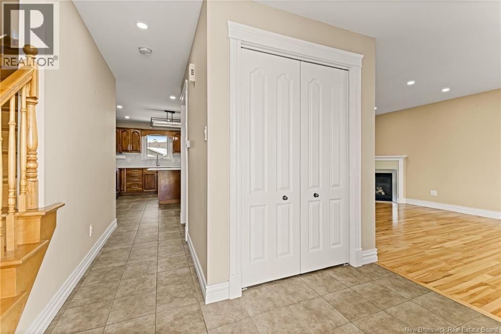 47 Fieldbrook Court, Moncton, New Brunswick  E1G 5K9 - Photo 3 - NB124251