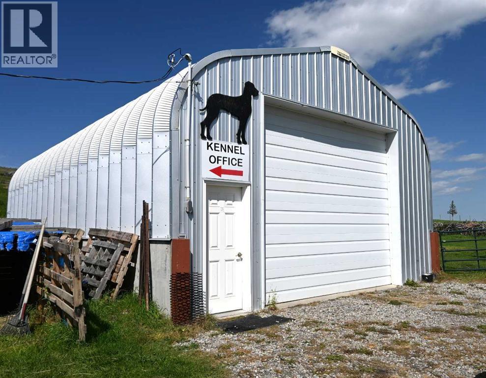 2513 3 Highway, Rural Pincher Creek No. 9, Alberta  T0K 1W0 - Photo 22 - A2247365