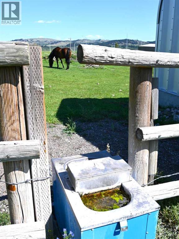 2513 3 Highway, Rural Pincher Creek No. 9, Alberta  T0K 1W0 - Photo 34 - A2247365