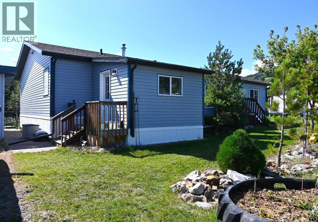 2513 3 Highway, Rural Pincher Creek No. 9, Alberta  T0K 1W0 - Photo 3 - A2247365
